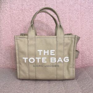 Marc Jacobs Canvas Small Tote Bag in Beige